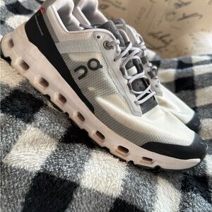 On Running Women's White and Black Cloudnova Sneakers